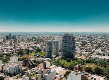 Departamento · 57m² · 3 Ambientes · Alquilá Alto Bien Alto! 2 Dorm. en B° Gral Paz!
