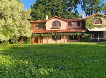 Casa · 330m² · 7 Ambientes · 2 Cocheras · Casa en Venta o Alquiler en La Horqueta con Jardín y Pileta