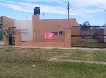 Casa · 120m² · 4 Ambientes · 1 Cochera · Casa en Venta