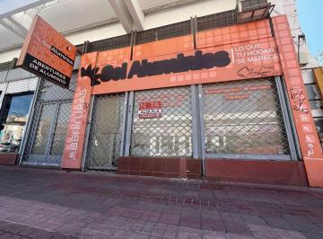 Oficina comercial · 70m² · 2 Ambientes · Local Comercial Calle Alvear 615 - Inmejorable Ubicacion!