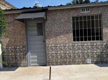 Departamento de 2 ambientes, Berazategui · Departamento en Alquiler de 2 Ambientes con Patio en Berazategui