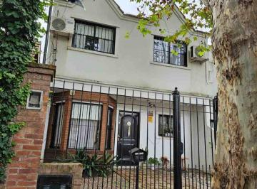 PH · 180m² · 5 Ambientes · 1 Cochera · Venta PH Dúplex 5 Ambientes en Adrogué con Pileta