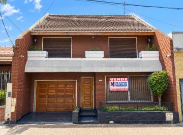 Casa de 5 ambientes, La Matanza · Chalet 5 Ambientes Sobre Calle Bolivar m de Centro Ramos Mejia
