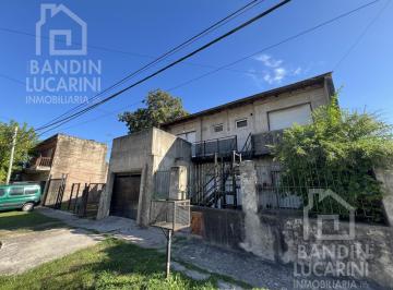 Casa de 5 ambientes, Berazategui · Casa en Berazategui en Venta de 5 Ambientes. Apta Credito.