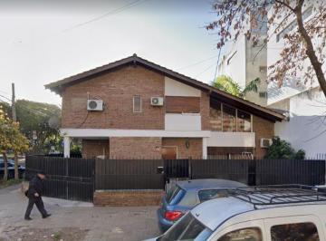 Casa · 120m² · 4 Ambientes · 1 Cochera · Casa 4 Ambientes en Alquiler en San Isidro