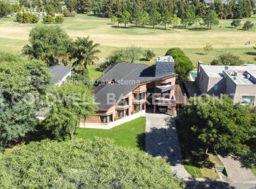 Casa · 222m² · 5 Ambientes · 2 Cocheras · Venta - Casa - Villanueva - Tigre - Zona Norte - Golf - San Isidro Labrador - Laguna - Casa