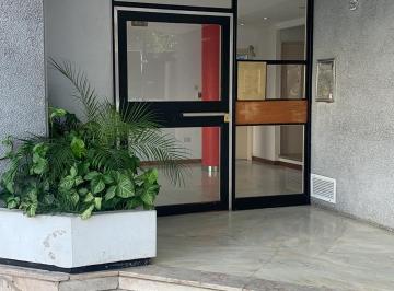 ENTRADA · Villa Urquiza: 3 Amb Pb - Apto Profesional, Impecable!