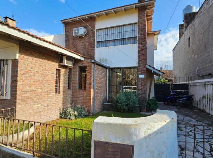 Casa en alquiler en San Antonio de Padua · 4 ambientes