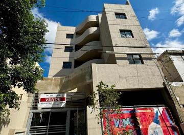 Garage · 14m² · Cochera en Venta en Bº General Paz, Portón Automático