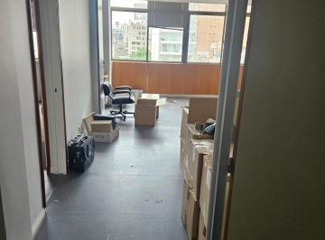 Oficina comercial de 4 ambientes, Once · Oficina Consultorio 101 m²