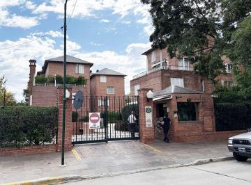 Departamento · 100m² · 4 Ambientes · 1 Cochera · Departamento en Alquiler en Jardines de San Isidro, San Isidro, G. B. a. Zona Norte
