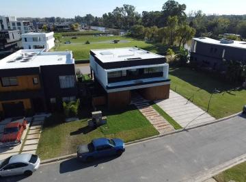 Casa de 5 ambientes, Tigre · Casa en Venta en Canal, Villanueva, Tigre