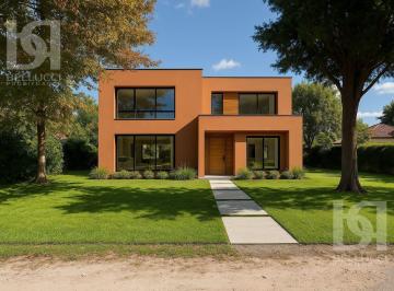 Terreno · 233m² · Terreno en Zona Los Pinares en Venta