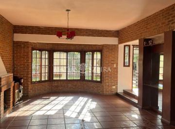 MSB-MS2-8429_2 · Casa con Jardin y Pileta, en Udaondo
