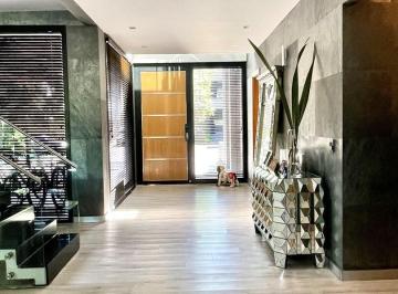 Casa · 412m² · 6 Ambientes · 3 Cocheras · Casa en Alquiler en El Yacht, Nordelta, Tigre