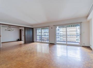 Departamento · 192m² · 5 Ambientes · 1 Cochera · 3 de Febrero y Echeverría