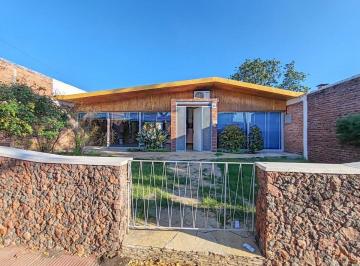 Casa · 181m² · 7 Ambientes · Venta Gran Casa Centrica en Paysandu