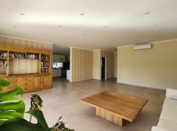 Casa · 173m² · 5 Ambientes · 1 Cochera · Casa en Venta en Barrio San Matias, Escobar