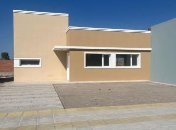 Casa · 78m² · 5 Ambientes · Venta Casa 2 Dorm. a Estrenar - Barrio Confluencia Plottier - Neuquén
