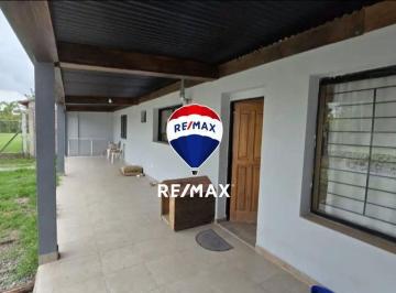 Casa · 143m² · 3 Ambientes · 1 Cochera · Casa 2 Dorm. Venta La Silleta