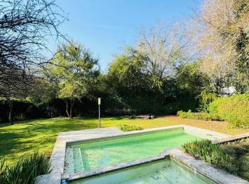 Casa · 450m² · 8 Ambientes · 4 Cocheras · Country El Bosque, Casa en Venta de 4 Dorm., Recibo Menor