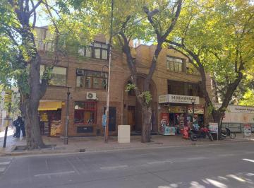 Oficina comercial · 80m² · 3 Ambientes · Oficina en Alquiler