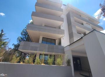 Departamento · 100m² · 3 Ambientes · 1 Cochera · Departamento en Maipú