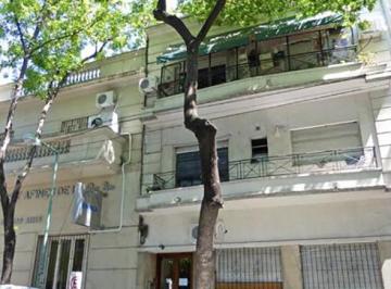 Departamento en Alquiler de 2 ambientes Almagro Norte · Cálido y Luminoso. Sin Comisión!