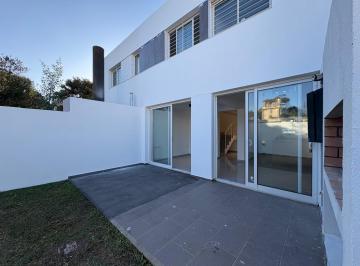 Casa de 4 ambientes, Córdoba · Oportunidad! Alto Verde Venta Dúplex 3 Dorm 2 Bañ Galería Patio