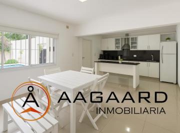 Casa · 200m² · 6 Ambientes · 2 Cocheras · Casa en Venta Colinas del Cerro