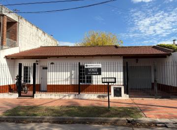 Casa de 2 ambientes, Pergamino · Casa en Pergamino, Buena Ubicación, Gimenez Colodrero Al 500, Impecable