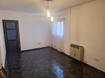 Departamento · 60m² · 5 Ambientes · 1 Cochera · Departamento en Barrio Mudón