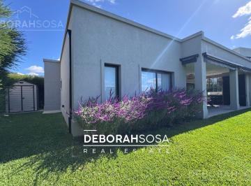 Casa · 163m² · 4 Ambientes · 3 Cocheras · Casa en Venta 5 Ambientes Una Planta con Pileta y Espejo de Agua - El Cantón Escobar