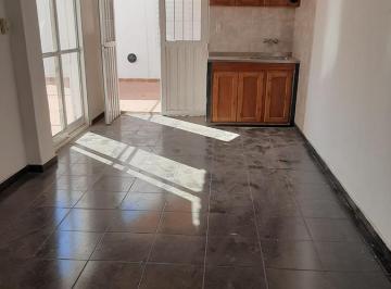 Casa · 3 Ambientes · 1 Cochera · Casa en Alquiler B° Pueyrredon