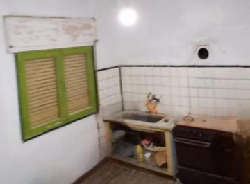 Casa · 148m² · 8 Ambientes · Venta Casa 3 Dorm Alberdi