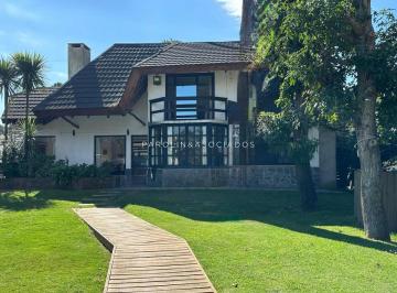 Foto1 · Casa en Venta de 4 Dorm. Ubicada en Pinares, Punta del Este