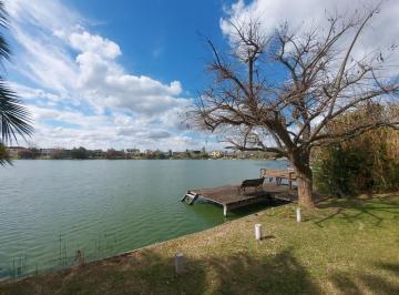 Casa · 960m² · 6 Ambientes · Casa en Alquiler en Altamira, Rincón de Milberg, Tigre