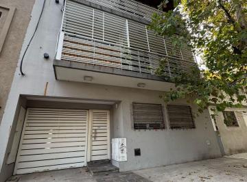Departamento de 1 ambiente, Lanús · En Alquiler Amplio Monoamb Al Frente C/ Balcon en Rdios de Escalada