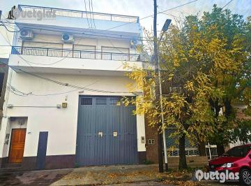 Departamento de 6 ambientes, Avellaneda · Venta Departamento de 6 Ambientes en 2 Plantas Apto Crédito