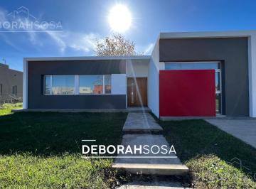 Casa · 204m² · 5 Ambientes · 3 Cocheras · Casa en Venta 5 Ambientes - El Canton, Escobar, Zona Norte