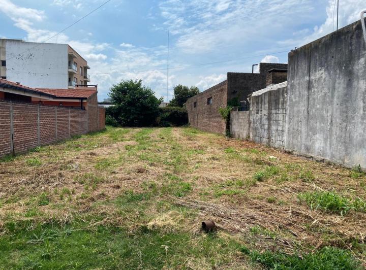 Terreno · 400m²