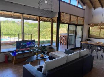 Casa · 185m² · 4 Ambientes · 2 Cocheras · Casa en Venta - 3 Dorm. 2 Baños - 900 m² - Villa Yacanto, Calamuchita, Córdoba
