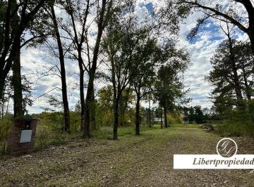 Terreno · 1696m² · Lotes en Venta en Amarylis C. C