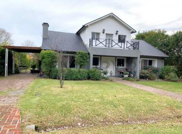 Casa · 160m² · 4 Ambientes · 1 Cochera · Venta Casa en Campana Los Cardales Country Club