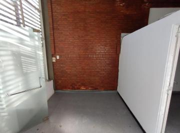 Local comercial · 1m² · Local Comercial Al Frente. Primer Mes Libre