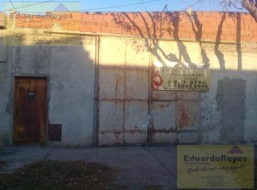 Casa · 200m² · 3 Ambientes · 4 Cocheras · Casa - Lanús Este