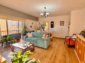 Departamento · 77m² · 4 Ambientes · 1 Cochera · Departamento 4 Ambiente con Cochera Vista Hermosa Todo Sol