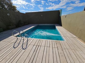 Departamento · 52m² · 2 Ambientes · 1 Cochera · 2 Ambientes Al Frente con 2 Baños, con Cochera Fija Cubierta