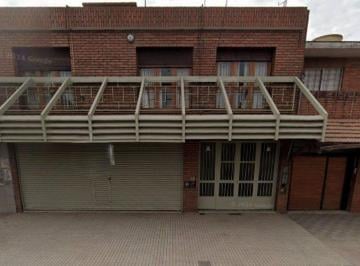Casa · 300m² · 5 Ambientes · 4 Cocheras · Se Vende Casa Mas Local Comercial Av Sabattini