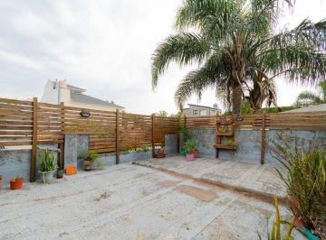 PH · 100m² · 4 Ambientes · PH en Venta 4 Amb con Patio Planta Baja Carapachay